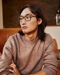 Inspired by the fluidity of movement, Remus from The Air Collection offers  a design so light it's almost ethereal. With every detail carefully  considered, these frames reflect a commitment to comfort and