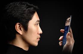 The oneplus 6 offers great value, but how does it compare to the more renown samsung galaxy s9 plus? Asi Sera El Sensor De Iris Del Samsung Galaxy S9 Y Del Samsung Galaxy S9