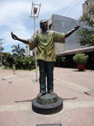 He lead the salsa explosion of the 1970s, bringing out hits such as 'te quiero mas' and 'la. Plazoleta Joe Arroyo Cartagena De Indias Picture Of Plazoleta Joe Arroyo Cartagena Tripadvisor