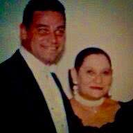 Can someone insert my deceased sister into a group photo?