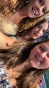 Anna Rayburn's Instagram, Twitter & Facebook