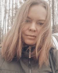 My new blue whale project. Cotton threads, sequins and large ceramic beads  in the color of the sea. Brooch 🤗. Sold. Мой новый проект. Брошь из  хлопковых нитей, пайеток и крупных керамических