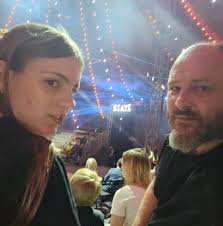 Is the offered pay rate of $7k a week for two carpenters fair for high-end  retail store work?