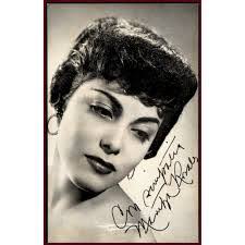 Maritza Rosales's Instagram, Twitter & Facebook