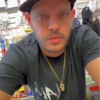 60+ "Jose Tavarez" profiles