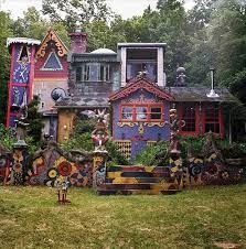 Happy hippy haus has updated their hours, takeout & delivery options. Luna Parc Hippie House Bohemian House Hippie Homes