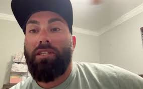 Boaters capture humpback whale making big splash near Jupiter Inlet