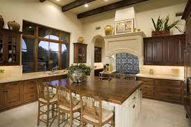Fill it with greenery (high ceilings) even if your kitchen is dark, you can brighten it up by adding natural elements to the space above the cabinets. Decorating Ideas For The Space Above Kitchen Cabinets Designing Idea