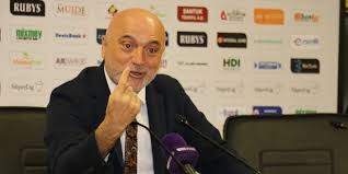 Hikmet karaman (born march 9, 1960) is a turkish football manager who most recently managed yeni malatyaspor. Hikmet Karaman 1 Puana Allah A Sukur Demek Gerekiyor