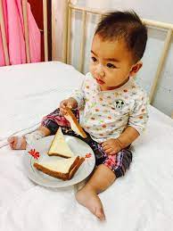Selain berjumpa doktor, ibu boleh mencari alternatif dengan memberikan anak vitamin ini untuk melengkapkan nutrisi anak. Anak Demam Panas On Off Cirit Birit Tak Henti Henti Bayi 8 Bulan Keracunan Susu Formula The Reporter