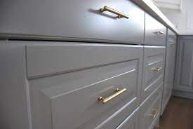 Get free kitchen design estimate by visiting a store near you. How To Choose And Install Gold Hardware Pulls In Your Kitchen The Sweetest Digs