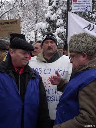 Protest In StradÄƒ Al Pensionarilor Militari Alba24