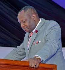 Flashy city bishop david muriithi of house of grace church, has lashed out at those kenyans who have been criticizing pentecostal pastors for living a flashy lifestyle. Nymklgkx30bqum