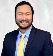 Katie Seavey's Instagram, Twitter & Facebook