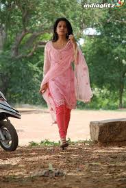 Kanna laddu thinna aasaiya (english: Kanna Laddu Thinna Aasaiya Photos Bollywood Movies Photos Images Gallery Stills Clips Indiaglitz Com