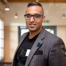 Sumit Ahuja's Instagram, Twitter & Facebook