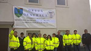 Comisarii De La Garda De Mediu Nu Mai MiscÄƒ Un Deget PanÄƒ Nu I BagÄƒ In SeamÄƒ Guvernul Buna Ziua Brasov