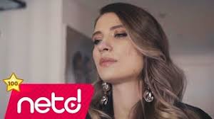Arabada yoklama programına katılan irmak arıcı son derece samimi itiraflarda bulundu. Irmak Arici Kimdir