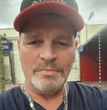 Hi everyone.. Q&A starting soon...Ask away! RW x