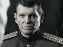 Юрий лахин — выпусник свердловского театрального училища, играл на сцене «сатирикона», театра на покровке и в свердловском драматическом театре. 2dnaww9nghptdm