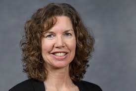 Showcase faculty, staff award winners announced