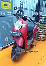 Honda scoopy sendiri saat ini memang memiliki ciri khas tersendiri dibanding genio, beat, dan vario. Modifikasi All New Honda Scoopy 2018 Modif Simpel Enak Diliat Kobayogas Com Your Automotive Blog