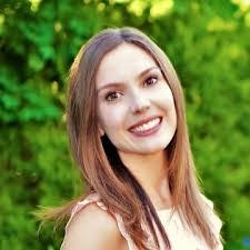 Jillian Sutherland's Instagram, Twitter & Facebook