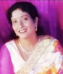 दैनिक कार्य गज़ल समझे ना हम दुनियादारी, इतने भी तो नादान नहीं! सत्य राह पर  चले हमेशा, करें खुद के गुणगान नहीं, भीड़ भरी इस दुनिया में यूं ...