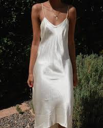 How Cool This Cream Satin Slip Dress Looks With Try This Outfit With Our Silk White Lond Midi Plus Slip D White Slip Dress Fashion Silk Slip Dress