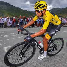 Egan bernal moves into the overall tour de france race lead with defending champion geraint thomas third as a hailstorm brings an early end to stage 19 with the road impassable. Tour De France Les Classements Apres La 20eme Etape Classement General 1 Egan Bernal Team Ineos In Professional Cycling Egan Fast Bikes