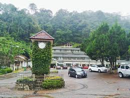 Antara tempat paling menarik yang selalu dikunjungi pelancong ialah the sky walk. Fatihah Fazlin