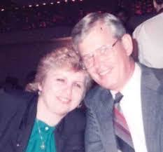 Danielle Cecato's Instagram, Twitter & Facebook