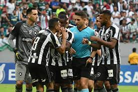 Tem, porém, um jogo a menos que seus concorrentes. Stjd Marca Julgamento Do Pedido De Anulacao De Botafogo 0 X 1 Palmeiras Brasileirao Serie A Ge