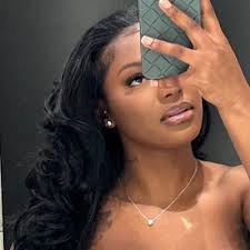 Lacey Stringer 🤍 (@unique_lace)