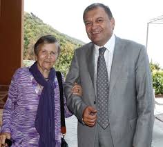 ΠΕΔΚΜ: Θλίψη και συγκίνηση για την απώλεια της Ελένης Γλύκατζη - Αρβελέρ,  μίας εμβληματικής μορφής της ελληνικής και ευρωπαϊκής διανόησης