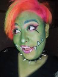 perdón no tenía mucha inspiración el look daba para más. #monsterhigh  #antesydespues #haircolor #hairpink #hairgreen #haircolor #monsterhighvenus  #venusmonsterhigh