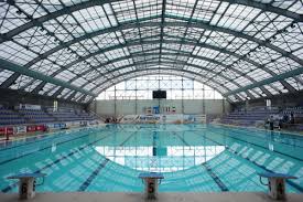 Vine, e pe 7, asta e culoarul lui, comenteaza cele doua tinere. Bazinul De La Lia Manoliu Inca Este Inchis Dupa Ce S A Gasit Un Soarece In El