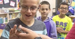Cold-blooded cuties warm hearts at Frontier Elementary
