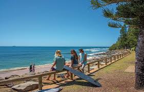 We walked from caloundra to moffat beach mainly to go to the moffat beach brewing co for some great ales. Caloundra Beach Home Facebook