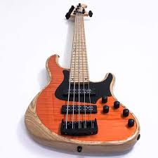 newborn... #alusonic #djangosupreme #jspecial #jspecialsupreme  #djangodeluxe #jspecialdeluxe #aluminiumbass #aluminumbass #hybridbass…