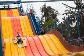 Consiste en lanzar el trompo y antes de que éste haya tocado el suelo y la cuerda se instrucciones. Los Mejores Parques Para Ninos En La Cdmx Con Area De Juegos