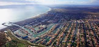 Finden sie kontaktadressen und informationen für unternehmen und dienstleistungen in empuriabrava, girona im verzeichnis auf thinkspain, dem portal führende spanien. Online Hafenhandbuch Spanien Marina Empuriabrava Katalonien