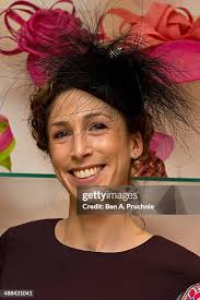 225 fotos e imágenes de alta resolución de Rosie Olivia