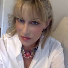 Robin Loves Reading: September 2022