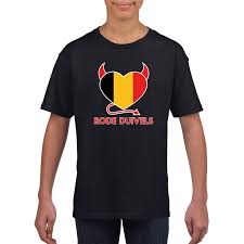 De fans van na afloop van de wedstrijd komen de shirts van alle 23 rode duivels op het wedstrijdblad telkens op de veilingsite. Belgie Rode Duivels Hart Shirt Zwart Jongens En Meisjes Fun En Feest