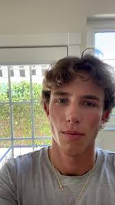 Shane Wyatt's Instagram, Twitter & Facebook