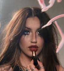 Leia Everett (leia_everett)