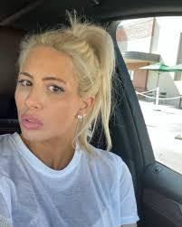 Shayne Lamas's Instagram, Twitter & Facebook