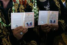 Kutipan akta nikah atau surat nikah, seringkali dibutuhkan sebagai syarat dalam pengurusan suatu dokumen. Ditandatangani Suryadharma Ali Belasan Ribu Kutipan Buku Nikah Di Kulonprogo Dimusnahkan Harianjogja Com