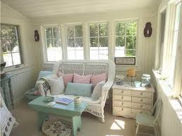 Small Bungalow Decorating Small Cottage Decorating Ideas Bungalow Decor Sunroom Designs Sunroom Decorating